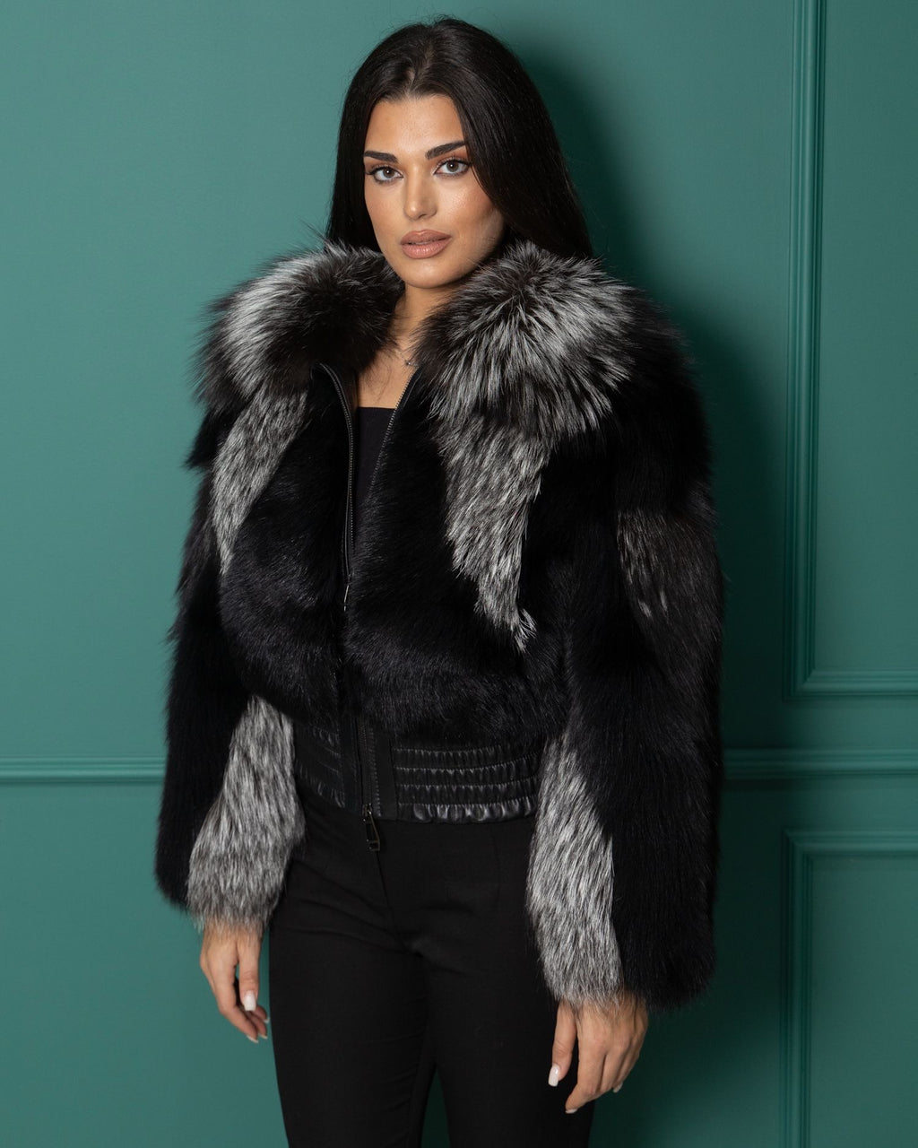 Cortina Black Bomber