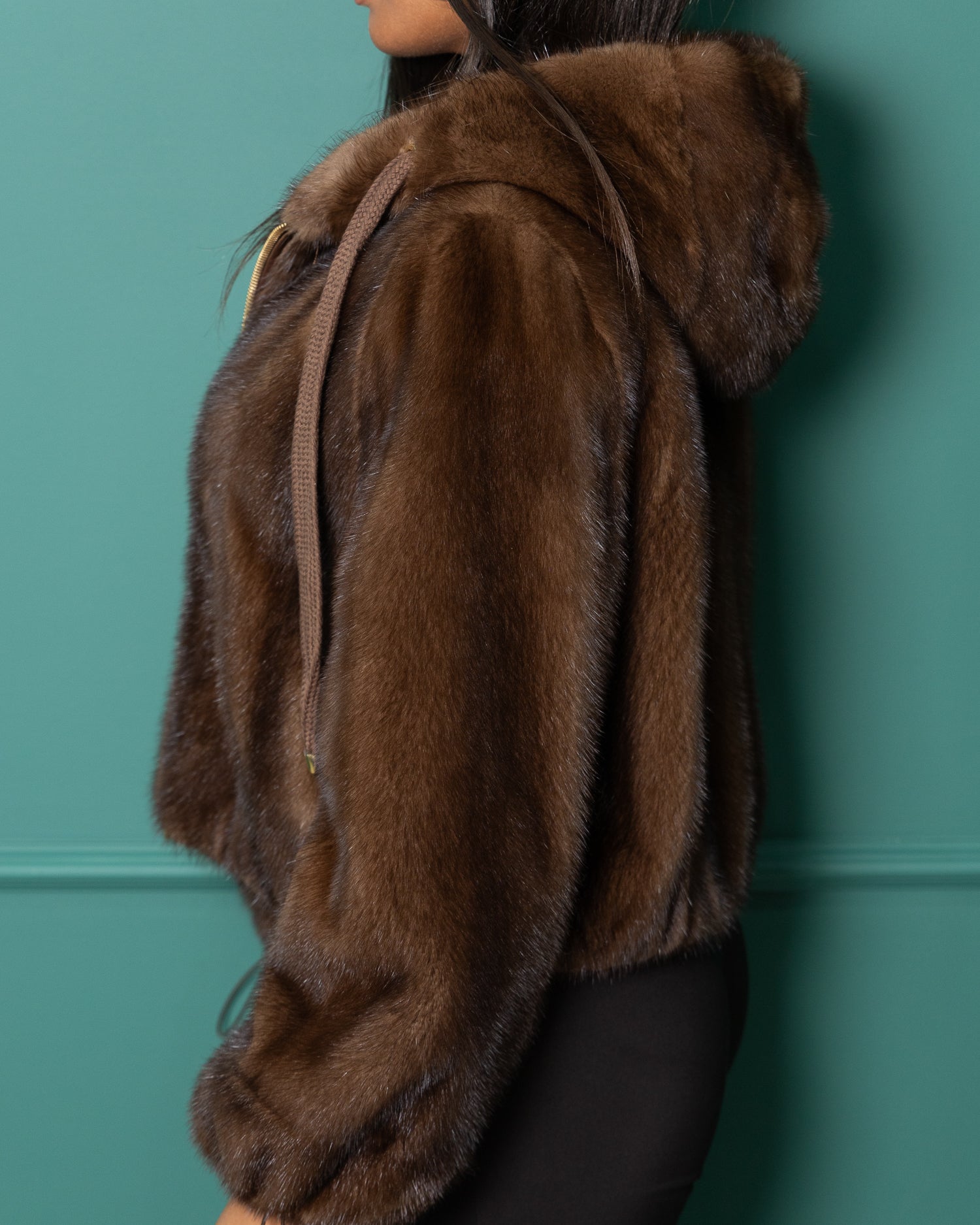 PRE ORDINE - Visone Bambolina