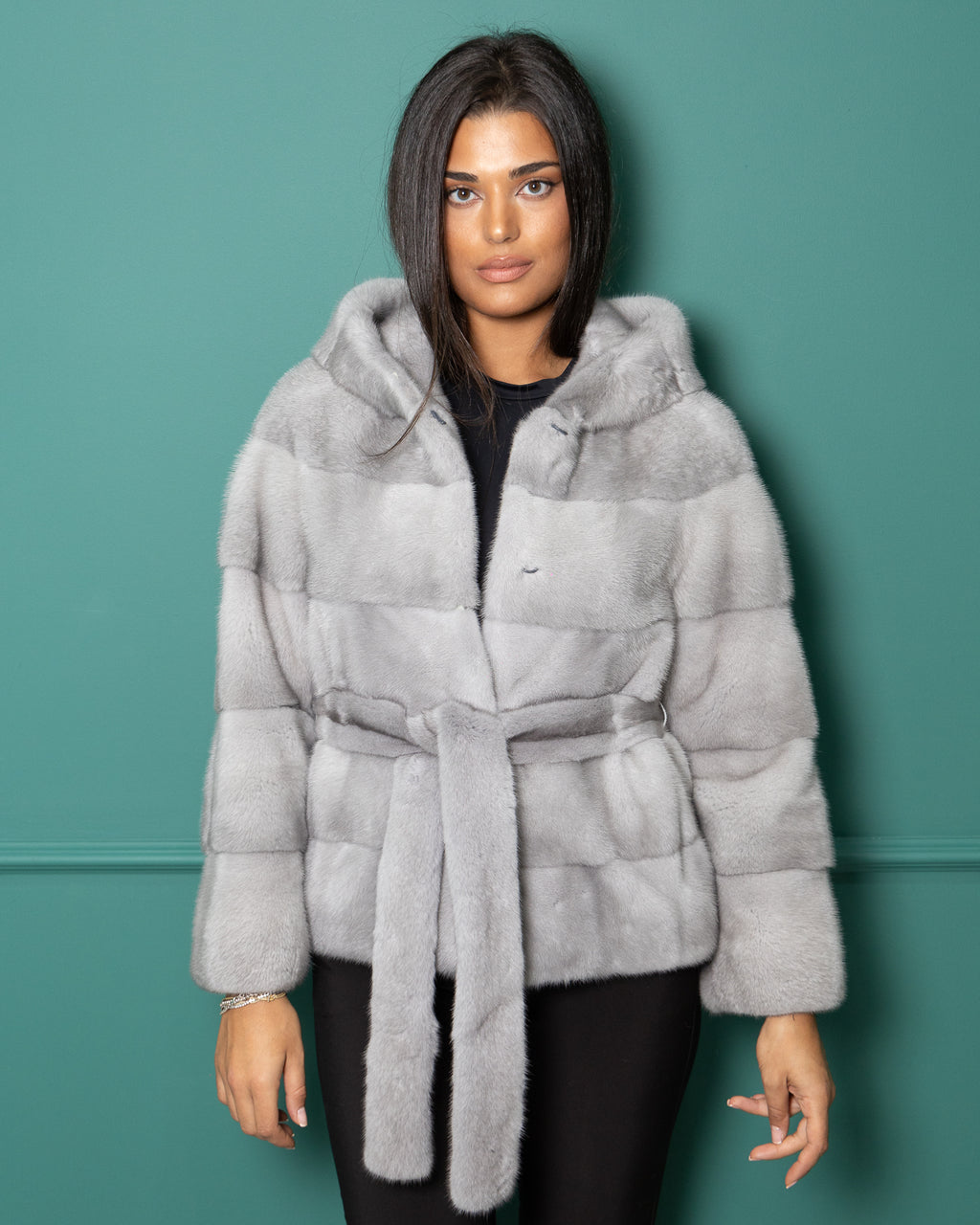 VESTE EN VISON SAPHIR