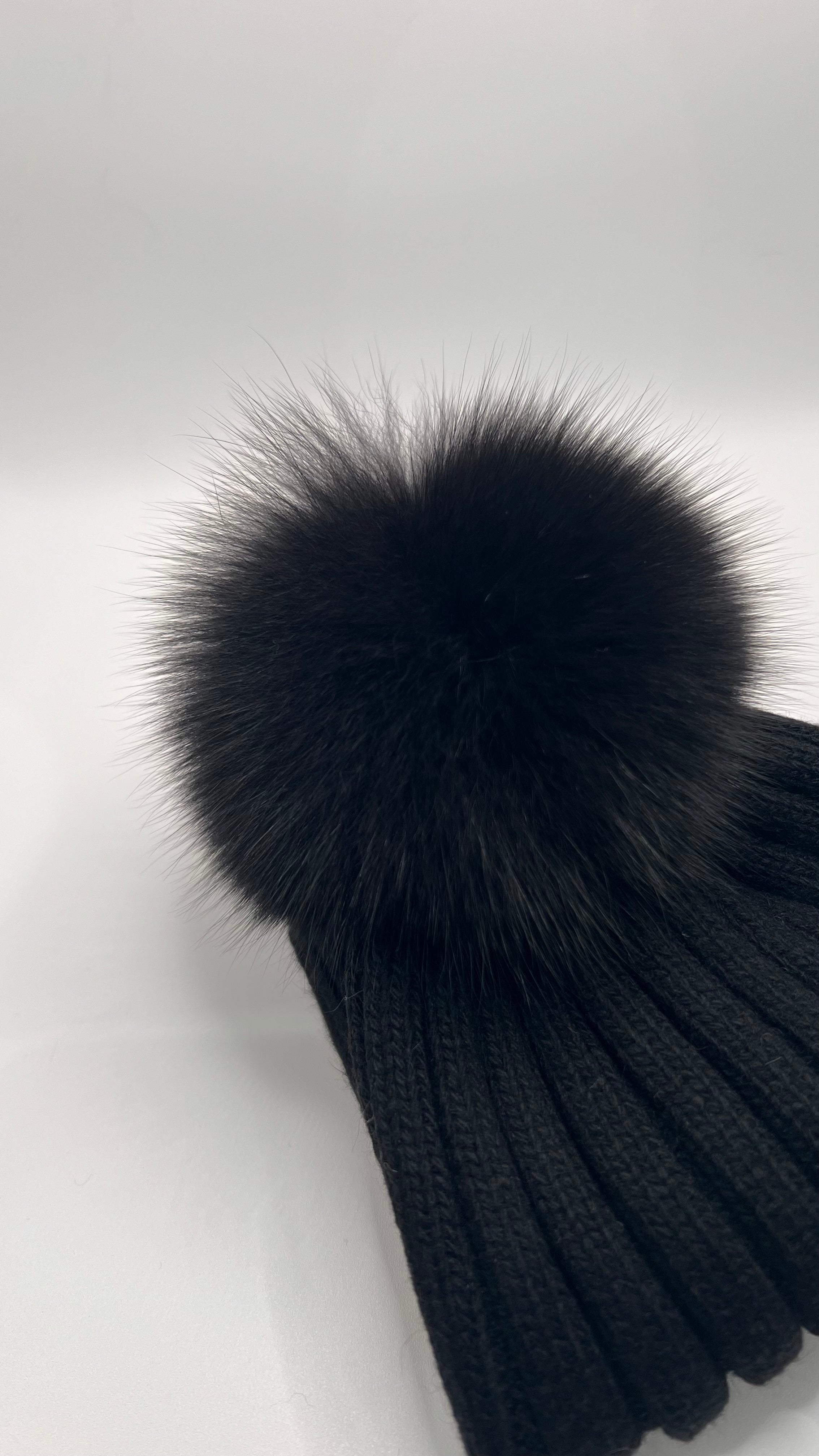 Cappello Knitted in Cashmere
