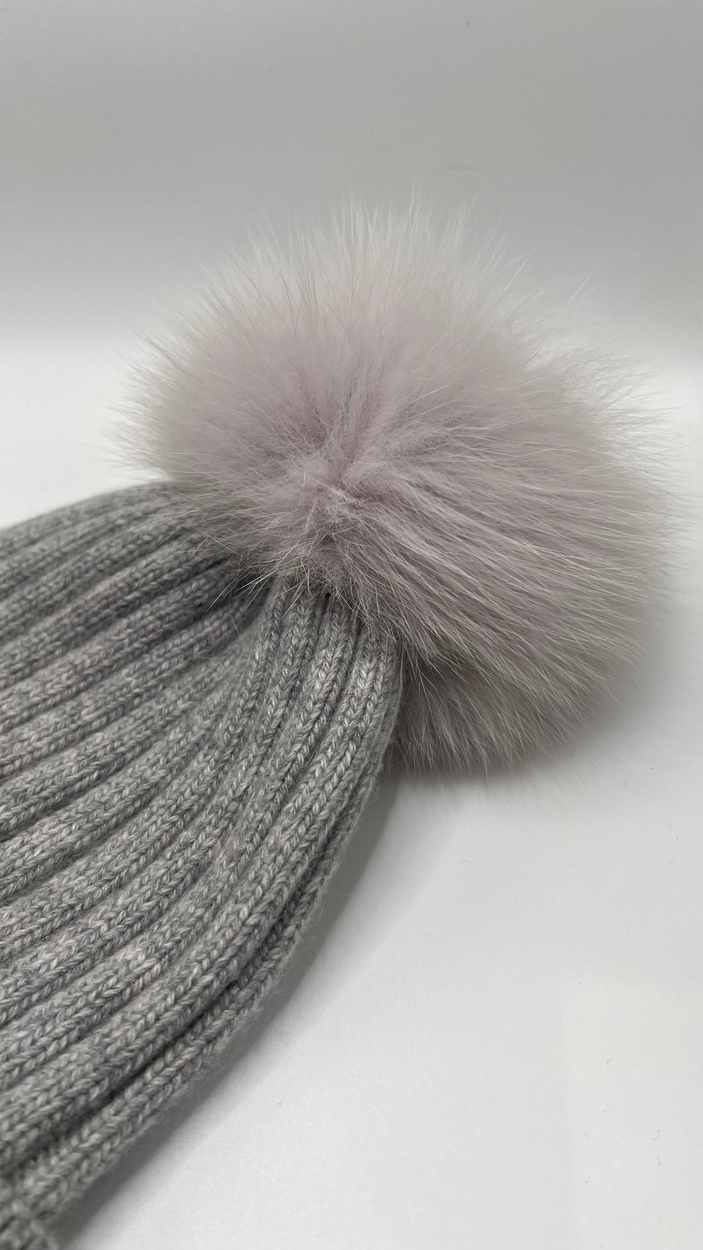Cappello Knitted in Cashmere