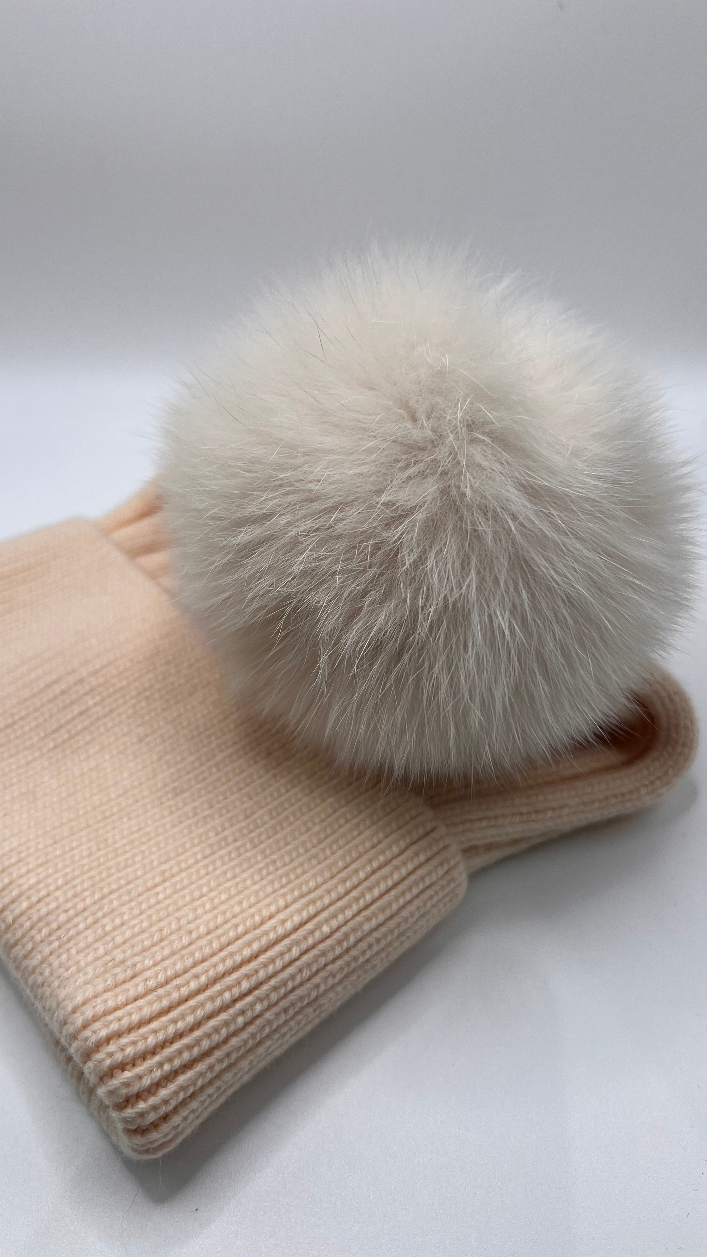 Cappello Knitted in Cashmere