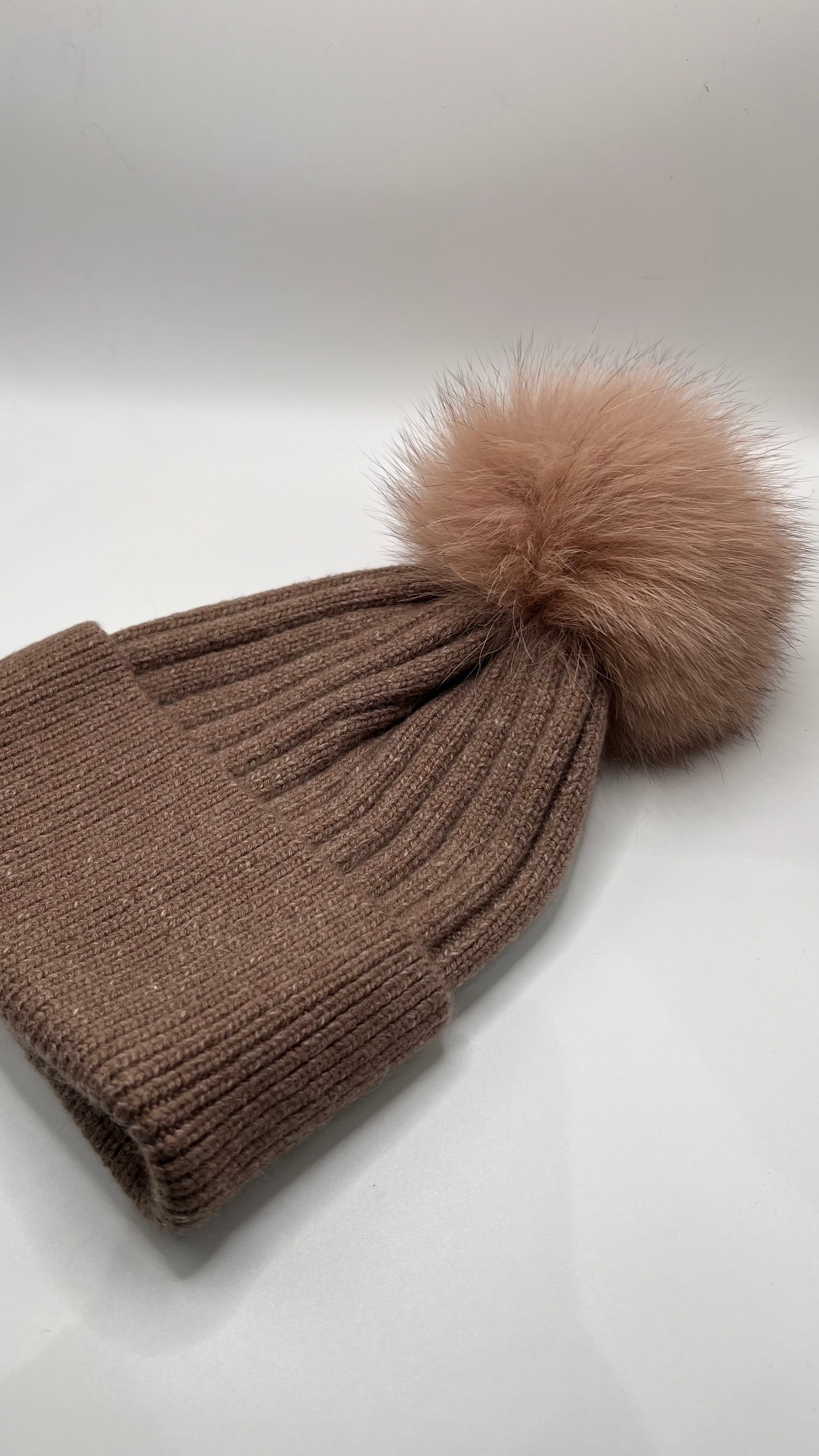Cappello Knitted in Cashmere