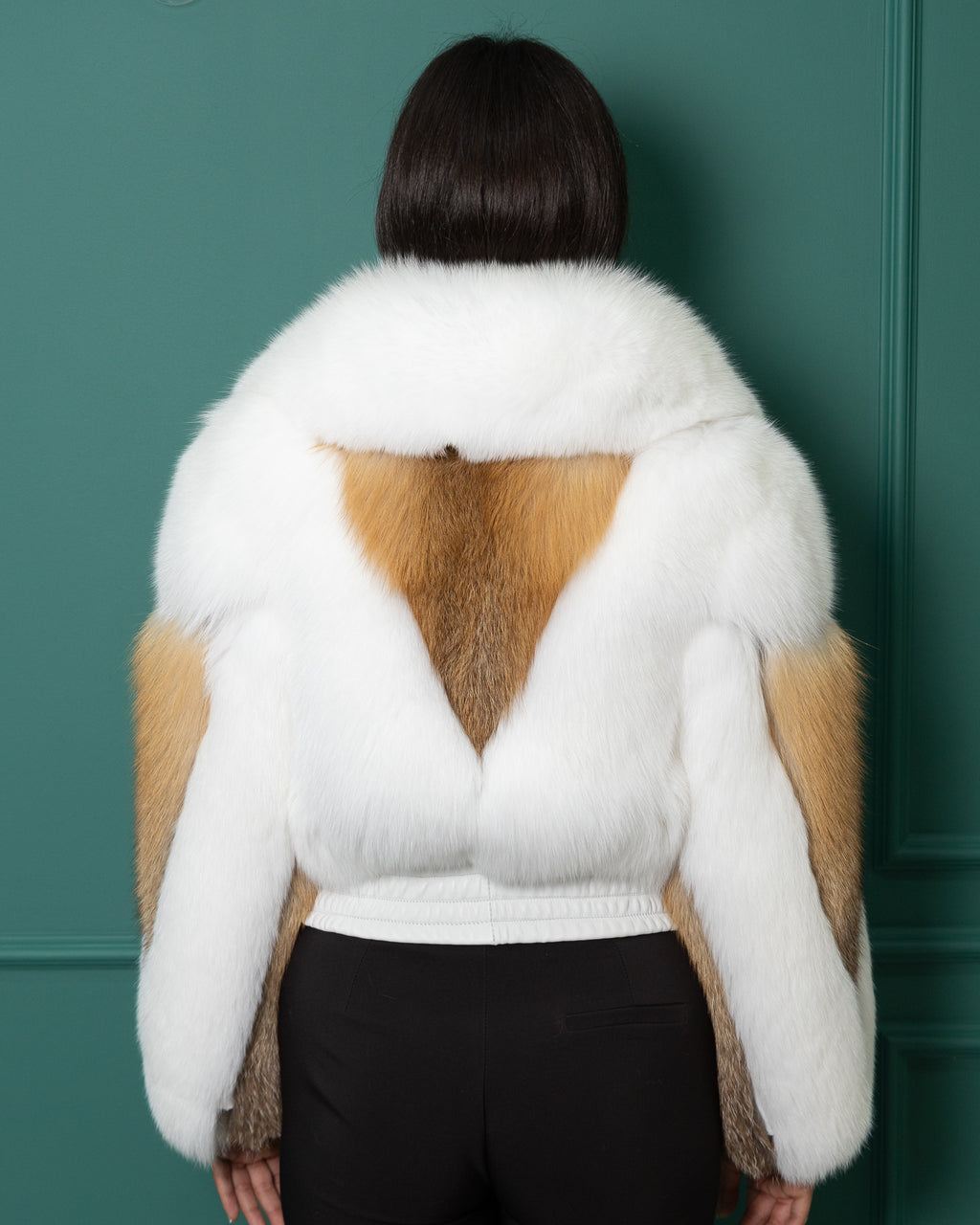 PRE ORDER- Bomber Cortina White e Gold