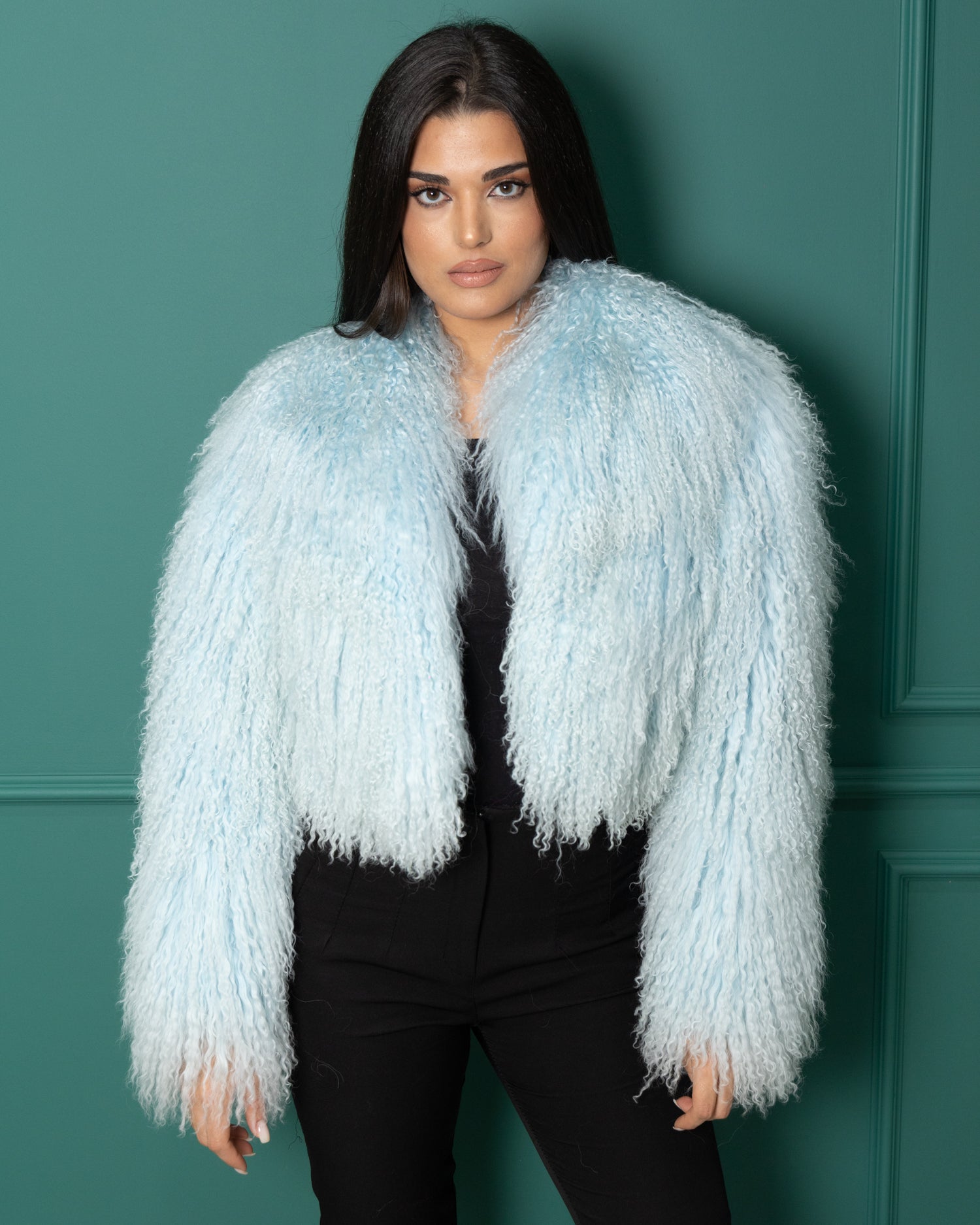 PRE ORDER- Valeria Corta