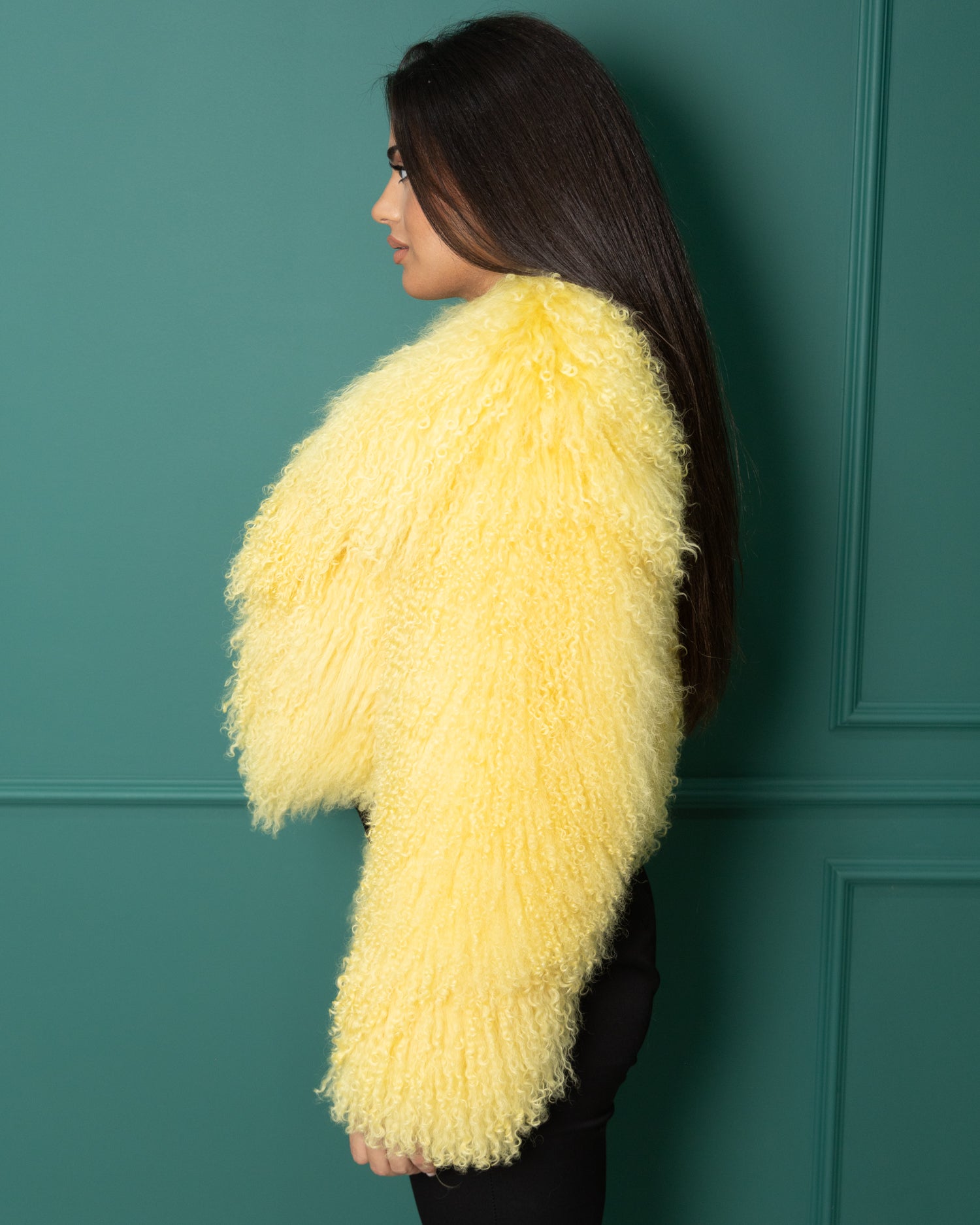 PRE ORDER- Valeria Corta