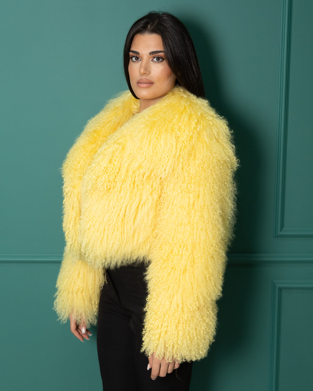 PRE ORDER- Valeria Corta