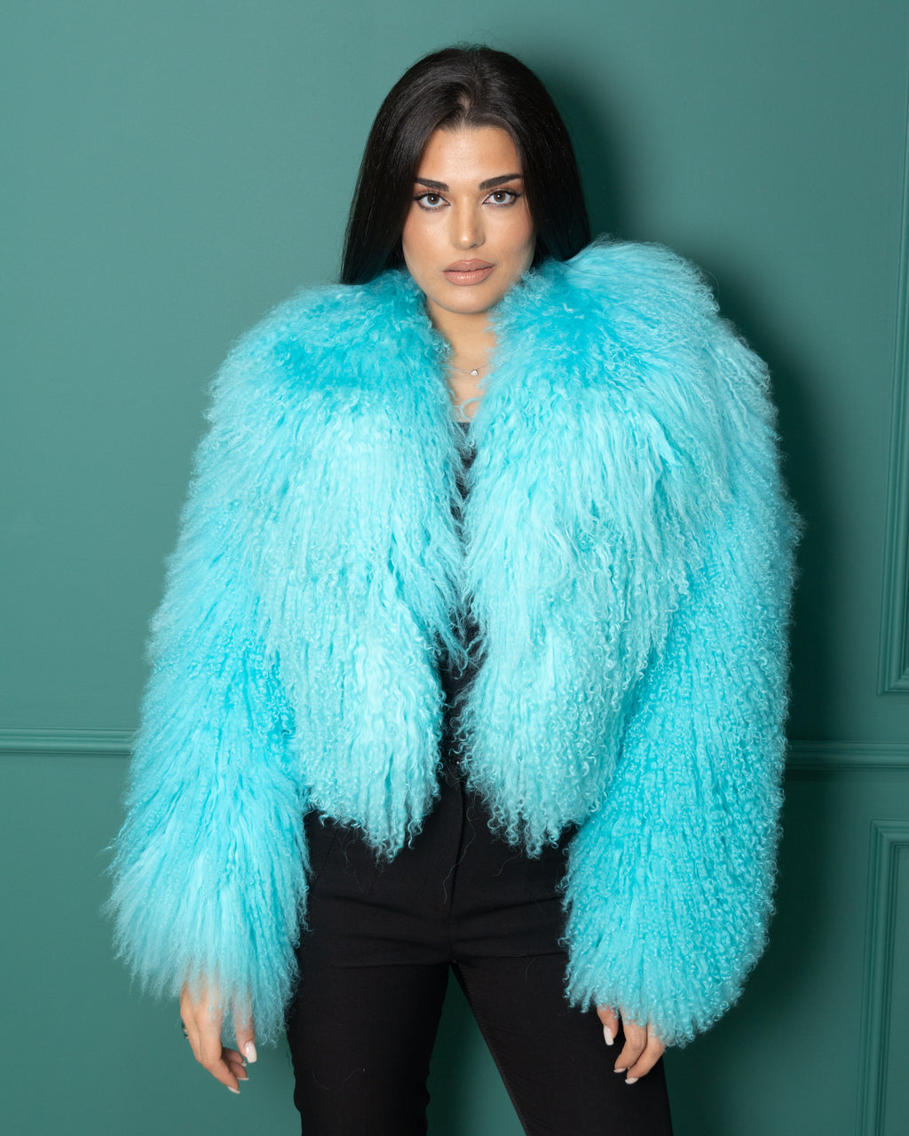 PRE ORDER- Valeria Corta