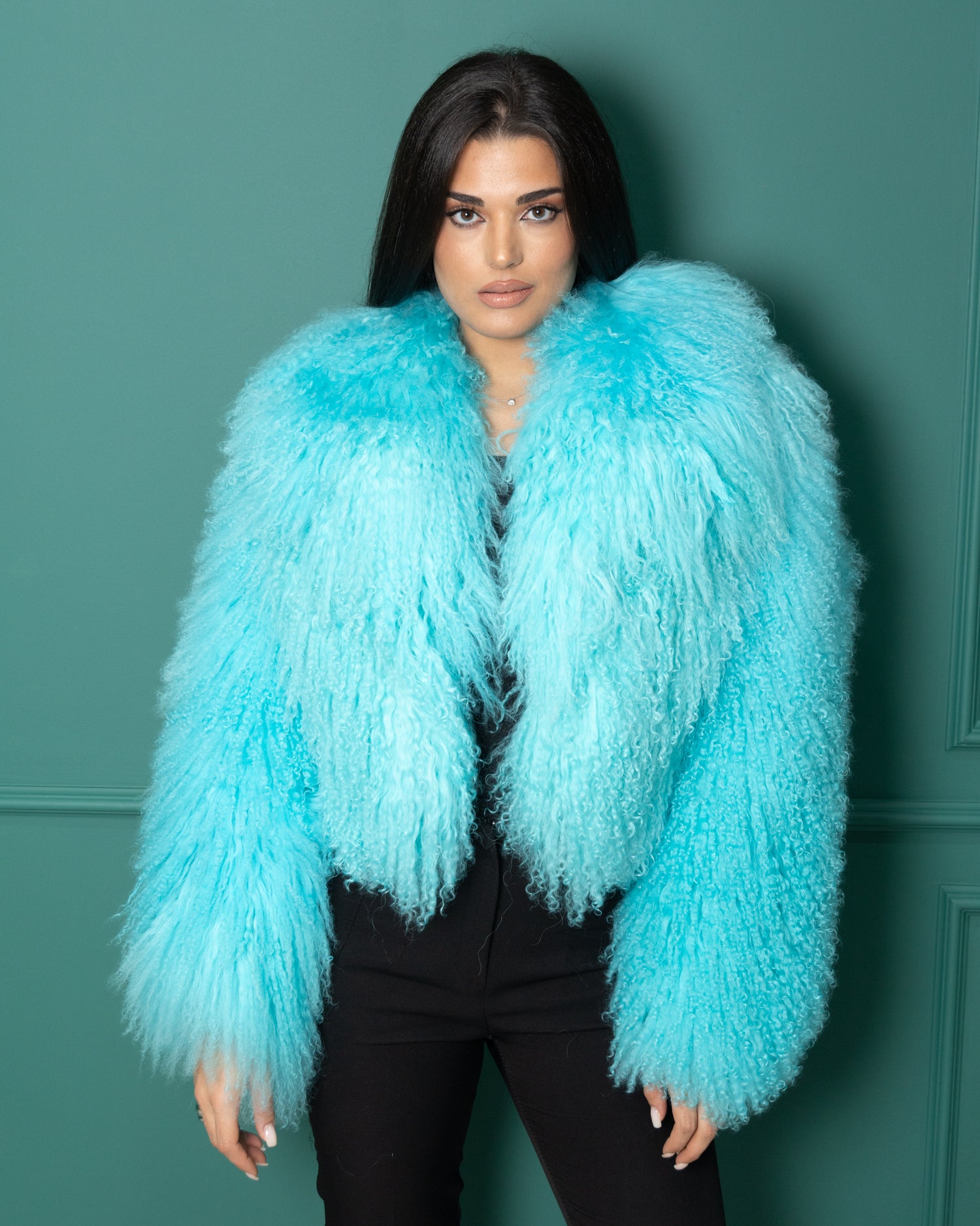 PRE ORDER- Valeria Corta